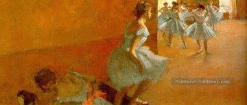 danseurs escaladant les escaliers Edgar Degas Peinture à l'huile